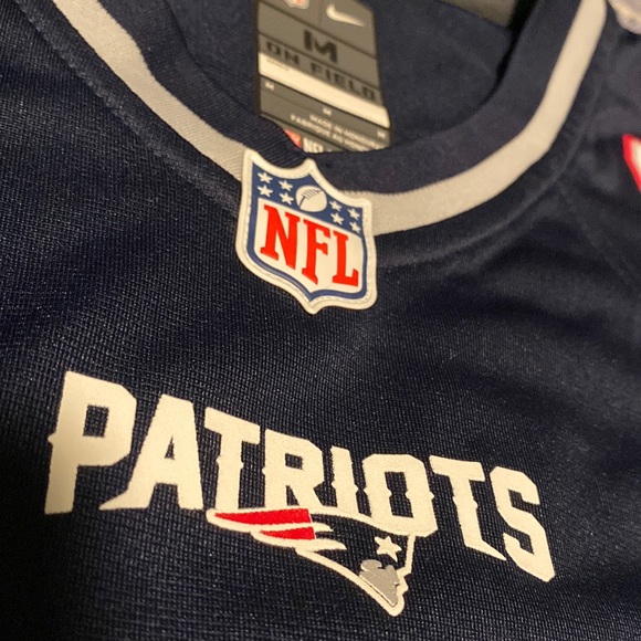 NFL New England Patriots #12 Tom Brady jersey size Medium - Picture 4 of 14